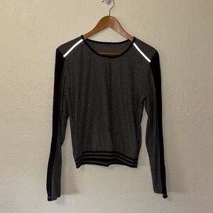 Ki Gray and Black Long Sleeve Top